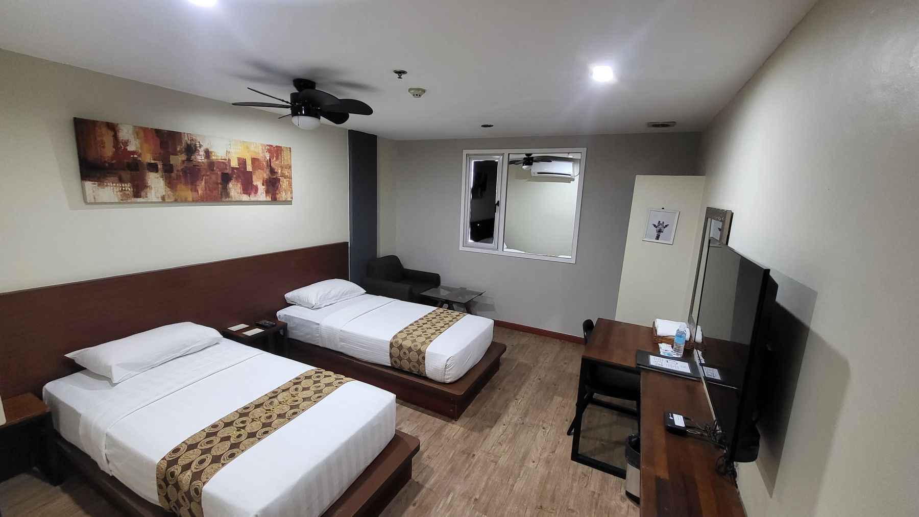 Standard Twin Room